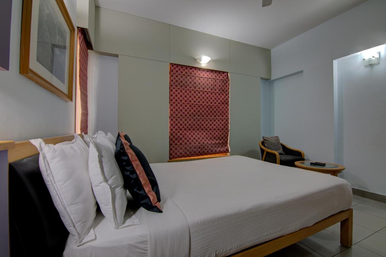 Tristar Service Apartments Bangalore Exterior foto